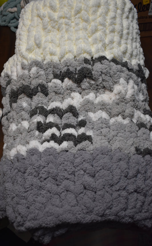Hand crochet Throw blanket 40inx50in